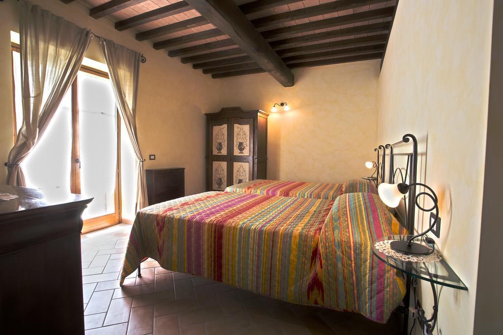Casa Sandro A Podere Pascianella Villa Castelmuzio Ruang foto